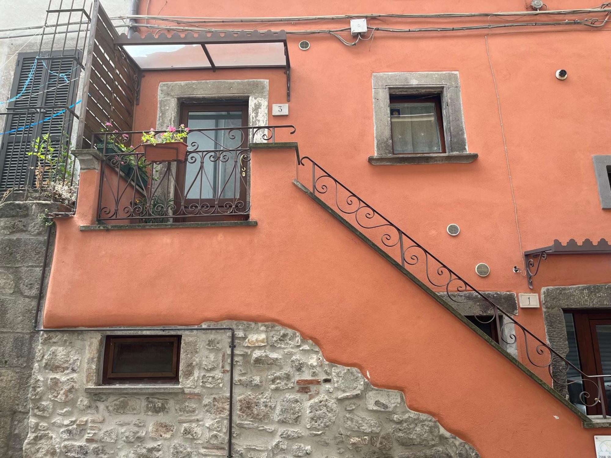 Domus Tuscia Apartments San Faustino Guesthouse Viterbo Ngoại thất bức ảnh